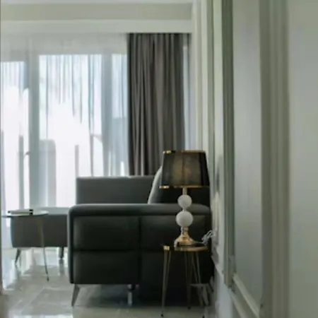 Hideaways 2 , Stunning View & Luxury Appartement