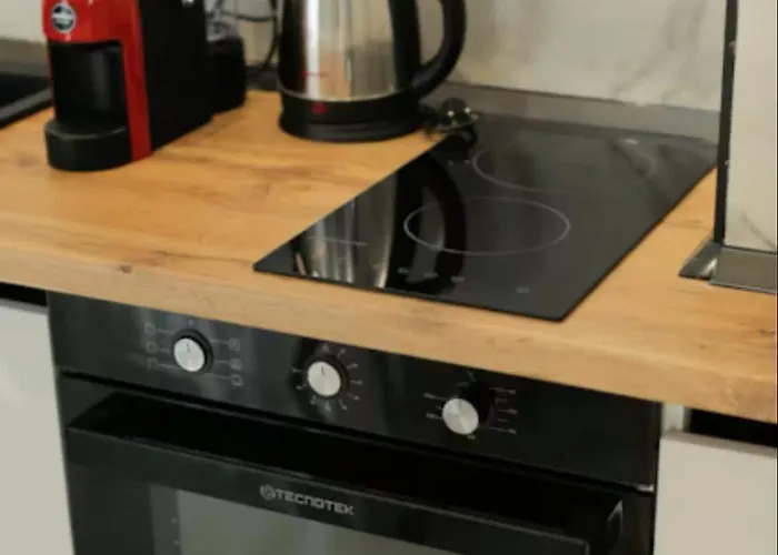 Hideaways 2 , Stunning View & Luxury تيرانا